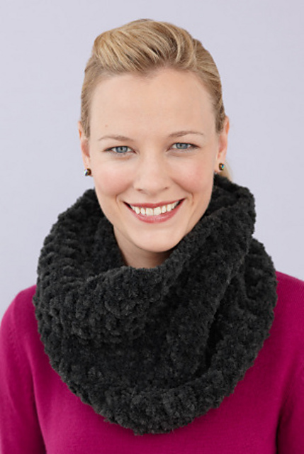 Cushy Crochet Cowl