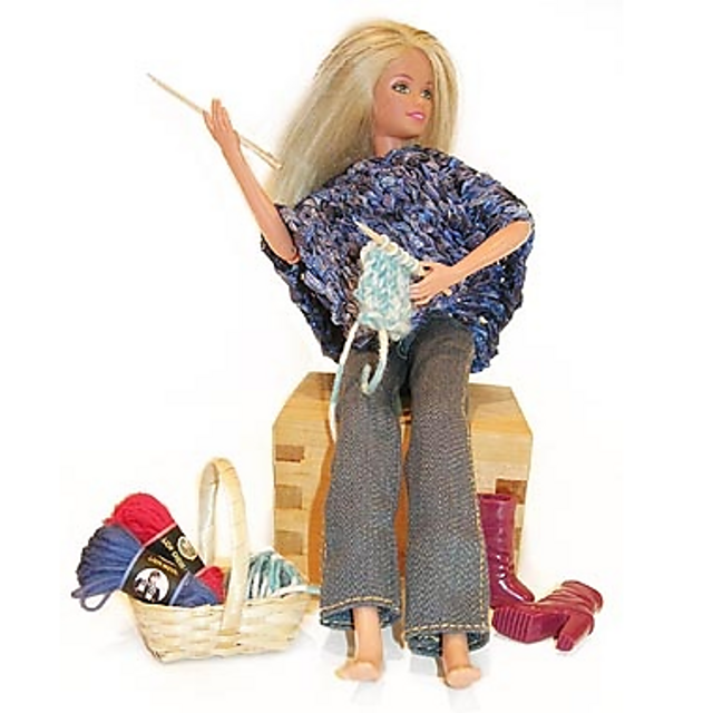 Chicks with Sticks poncho (Knit)
