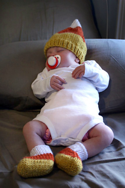 Candy Corn Hat and Booties (Booties)