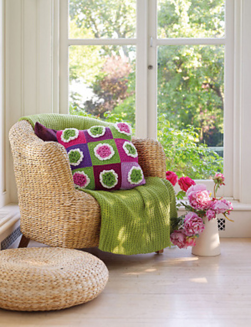 Big Bloom Block & Pillow