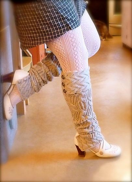 Holey Smokes! Leg Warmers
