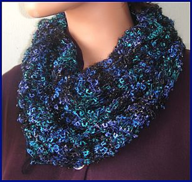 Knit Cowl in Little Flowers + Kid Merino