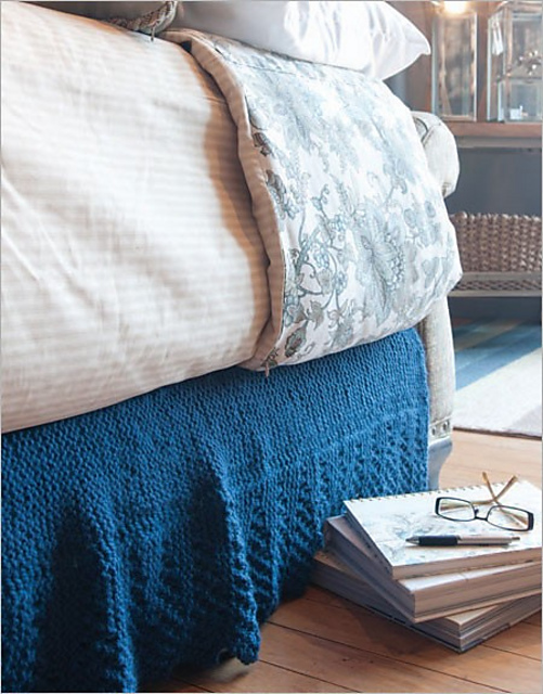 Ravelry Grande Lace Trim Bed Skirt pattern by Kim Hamlin