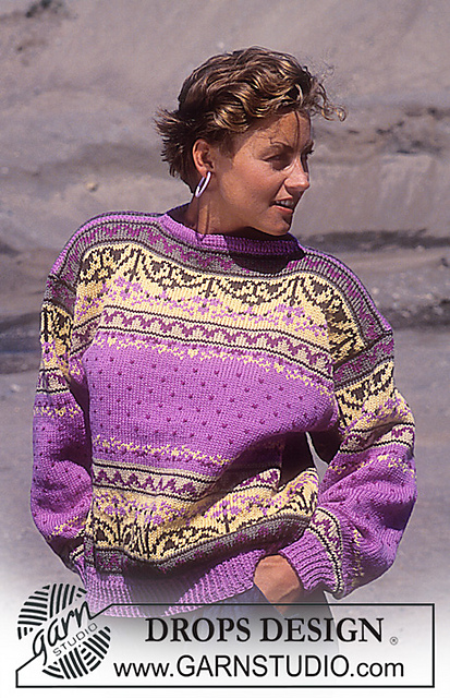 16-6 Jumper with flower pattern borders