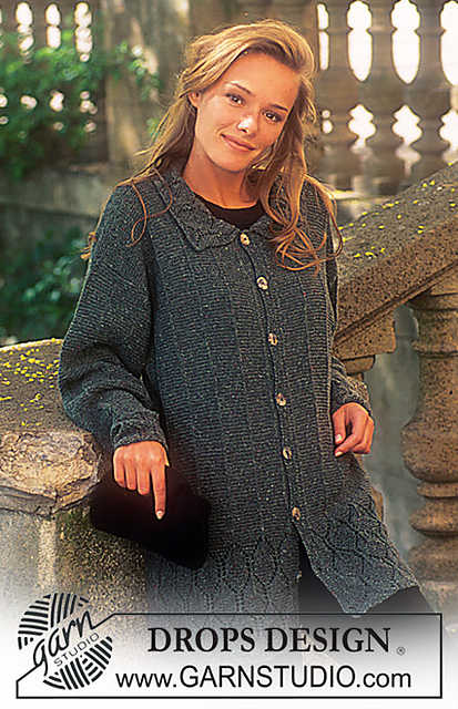 43-19 Long jacket with collar