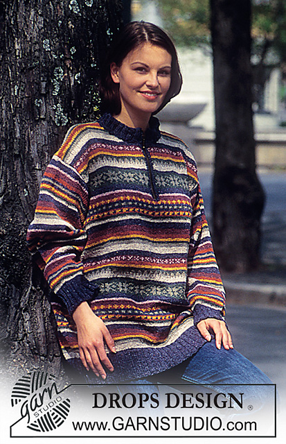 48-11 Sweater with fine borders