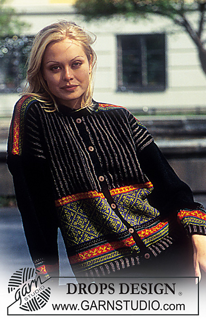 49-1 Cardigan with vertical stripes