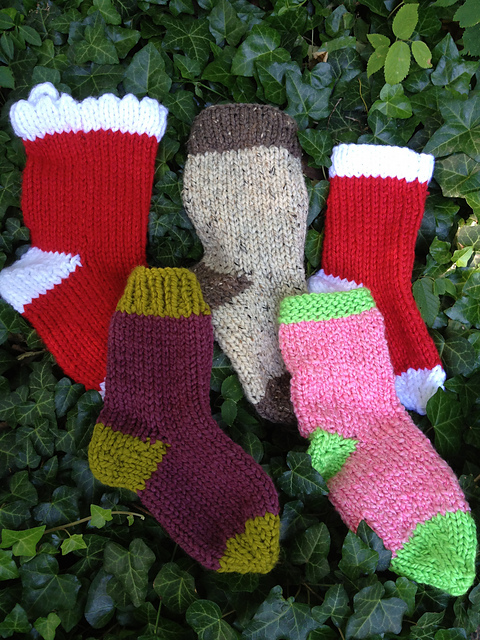 Easy 2-Needle Christmas Stockings in two sizes
