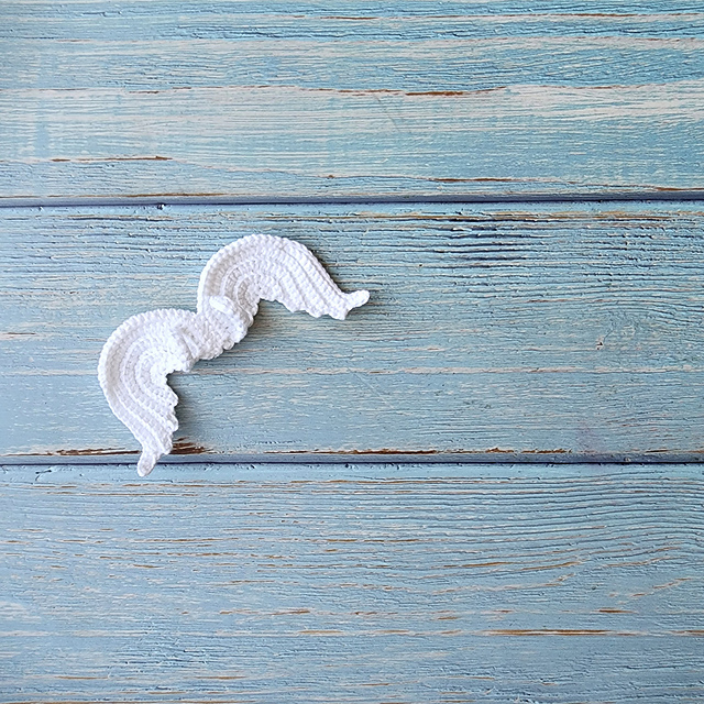 Sweet Handfuls Angel Wings (Add-on)