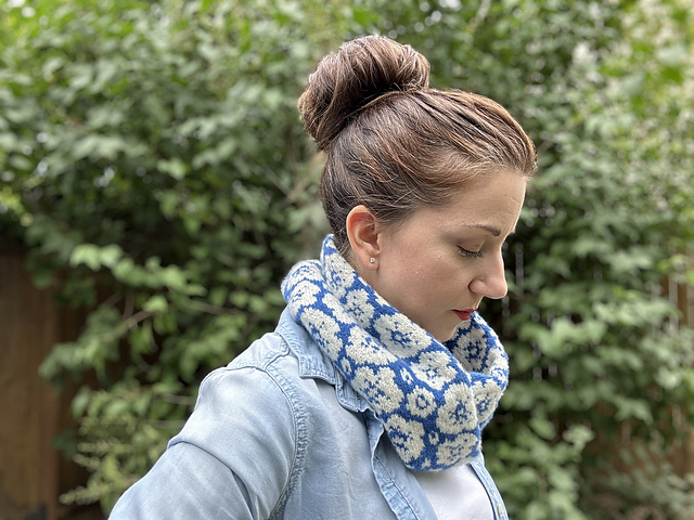 Wildflower Bloom Cowl