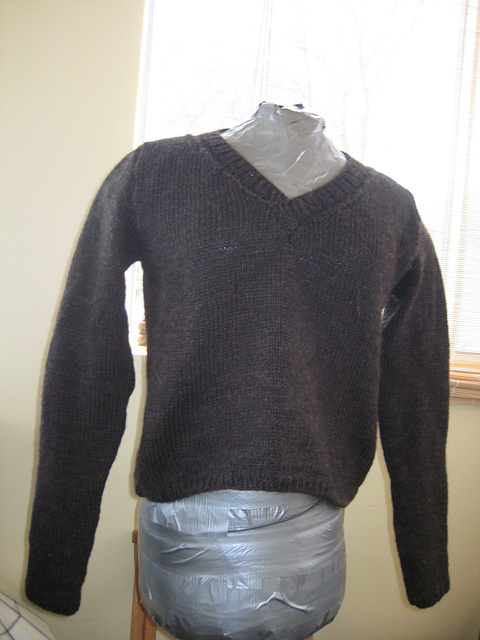 V-Neck Pullover