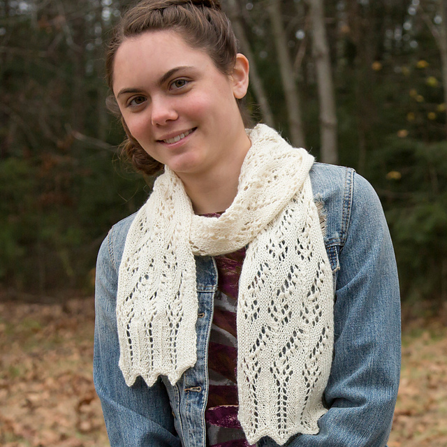 Light Flurries Scarf