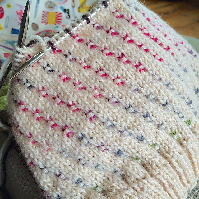Purl Dot Hat