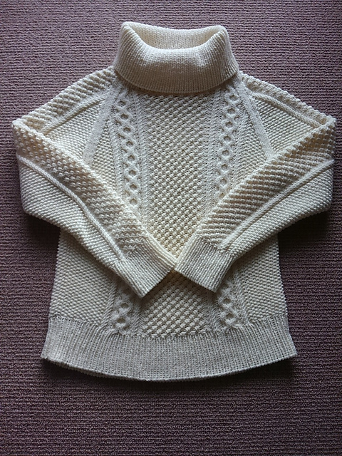 E. Sweater アラン模様のタートルネックセーター