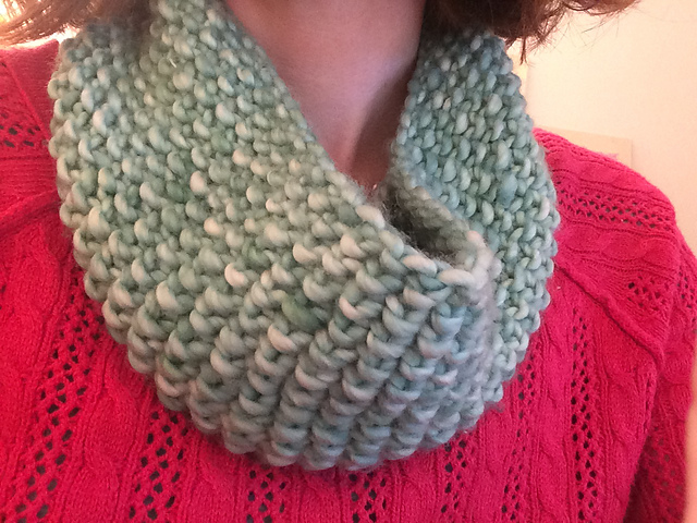 Easy Squishy Cowl