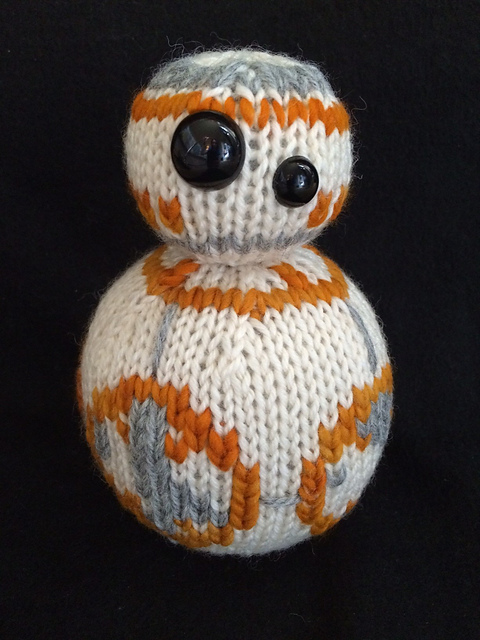 Knitted BB-8
