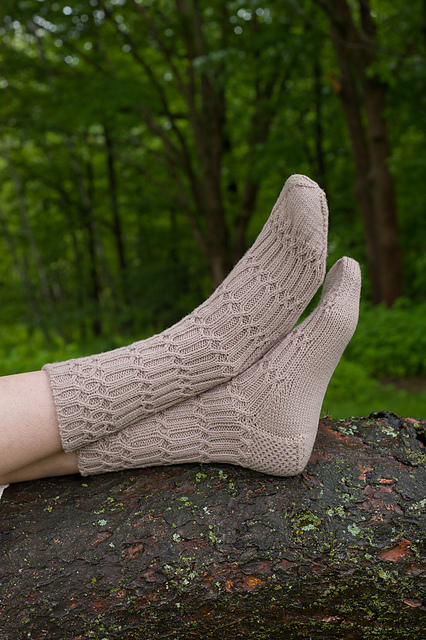 Cross-Rib Socks