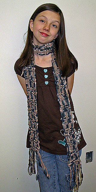 Rag Scarf in Dropped Garter Stitch