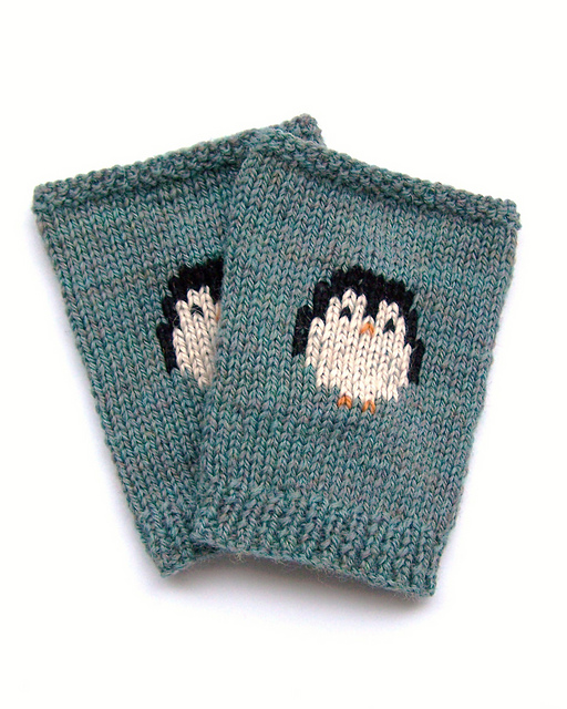 Tiny Penguin Mitts