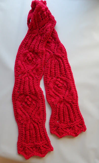 Fantasy Hearts Scarf