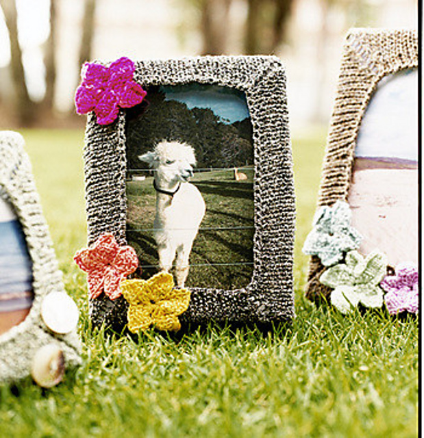 Tahiti-Style Photo Frames