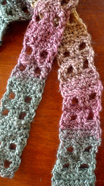 Box Petal Scarf