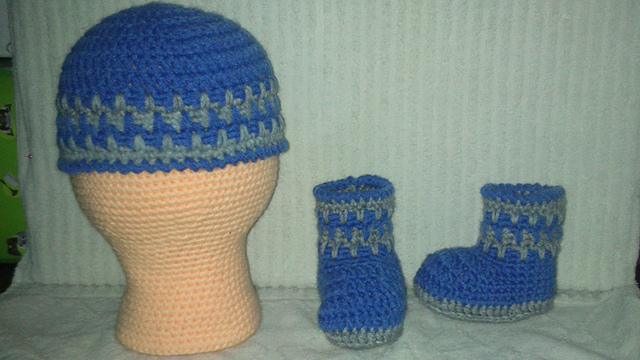 Combined Booties and Hat