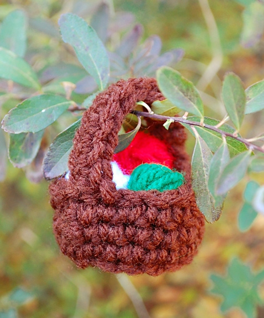Yarn Basket Ornament