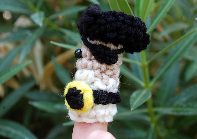 Pirate King Finger Puppet