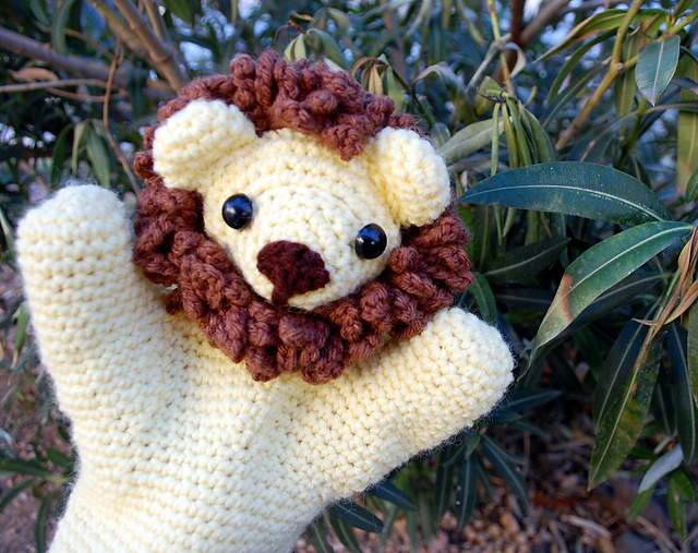 Cuddly Lion Puppet