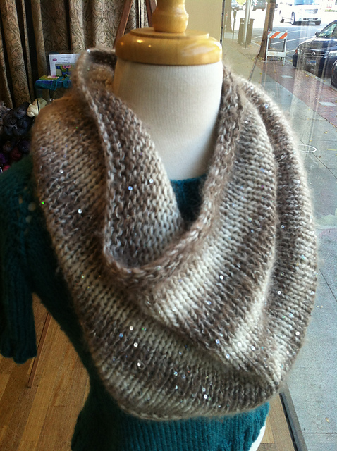 Simple Glitz cowl