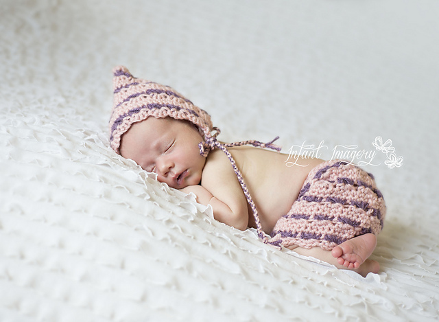 Broomstick Lace Bonnet and Skirt Set