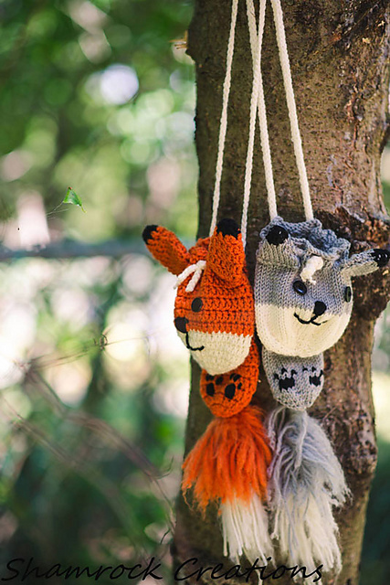 Foxy Pouch ~ Crochet Version