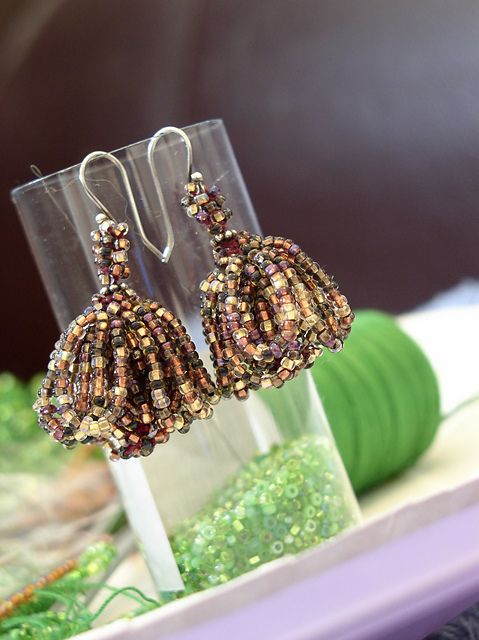 Swag Earrings - a Bead Crochet Project