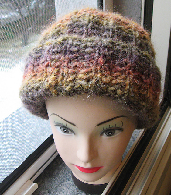 KNIT PURL WOMAN HAT III