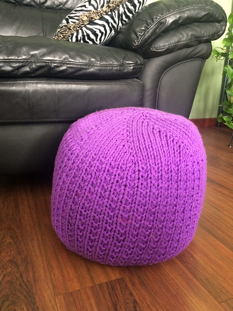 Melina's Mini Poof