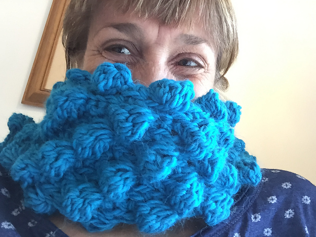 Giant crochet BOBBLE cowl