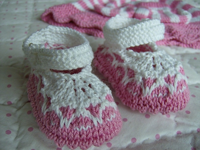 Shades of Summer Pinks Sunhat & Sandals