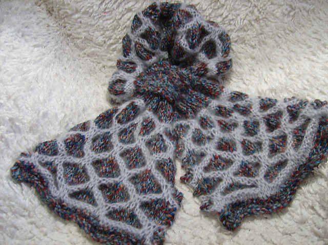 Bluebell Lattice Keyhole