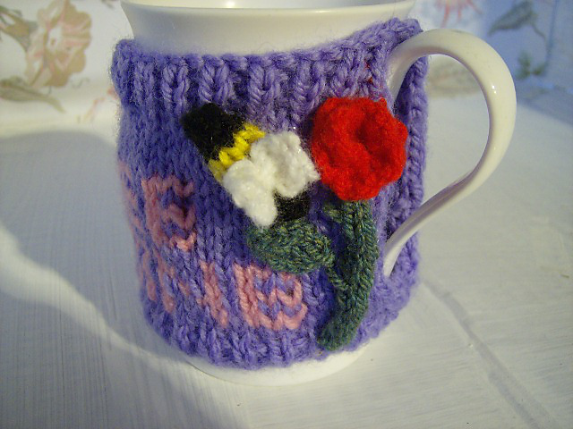 Bee Mine Mug Hug