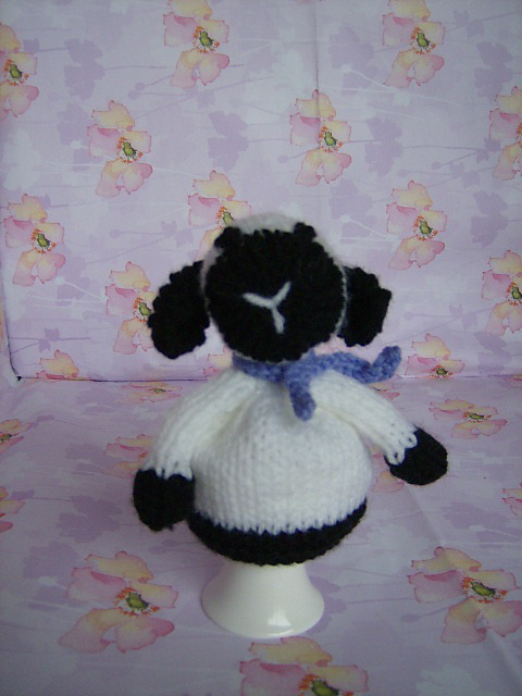 Lambkin Egg Cosy
