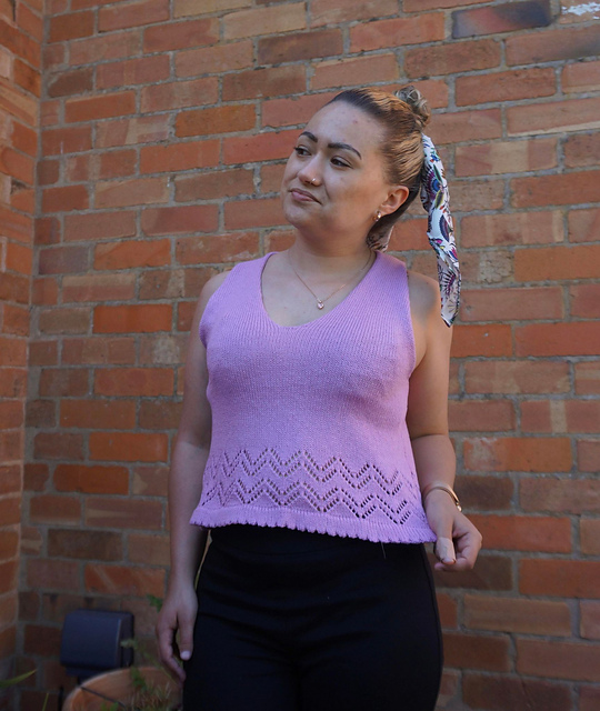Summer days V-neck top.