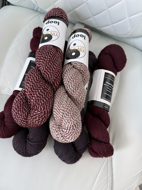 Ravelry: Loop Fiber Studio YIN YANG Fingering