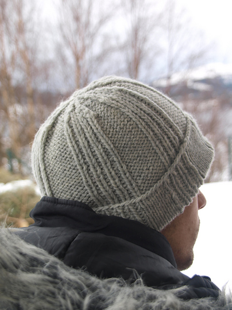 Ravelry: Bred ribbelue pattern by Bente Myhrer and Lilly Secilie Brandal