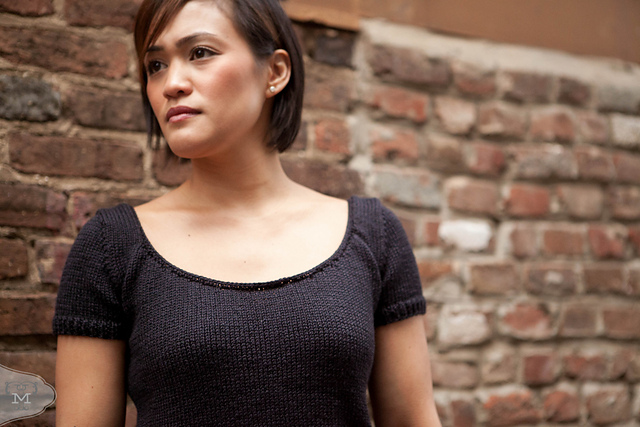 Grace Kelly Sleek Pullover
