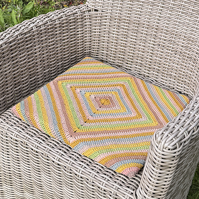 Easy Striped Cushion Cover