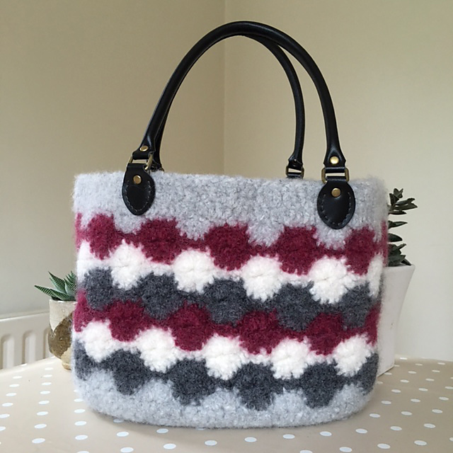 Riverhouse Felted Pinwheel Bag