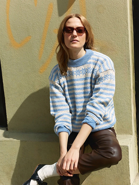 75-11 Fana Ladies Sweater