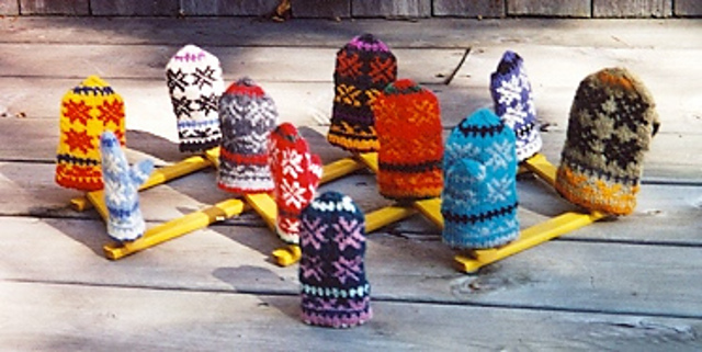 Latvian Mini Mitten