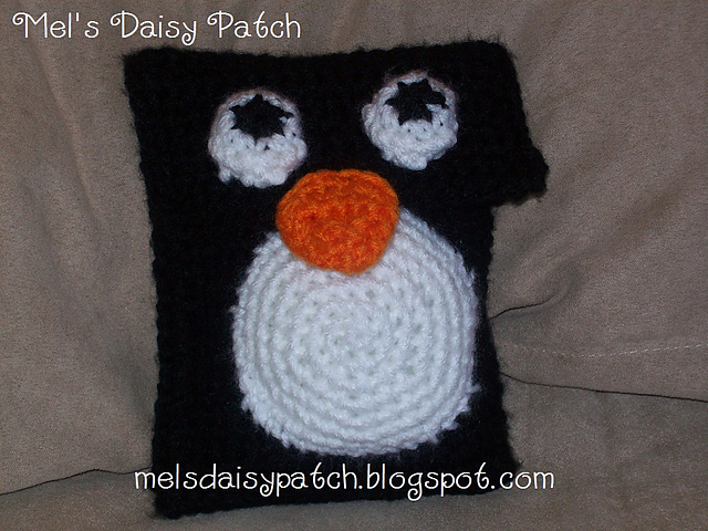 Penguin Nintendo DS Carrying Pouch With Game Pockets 